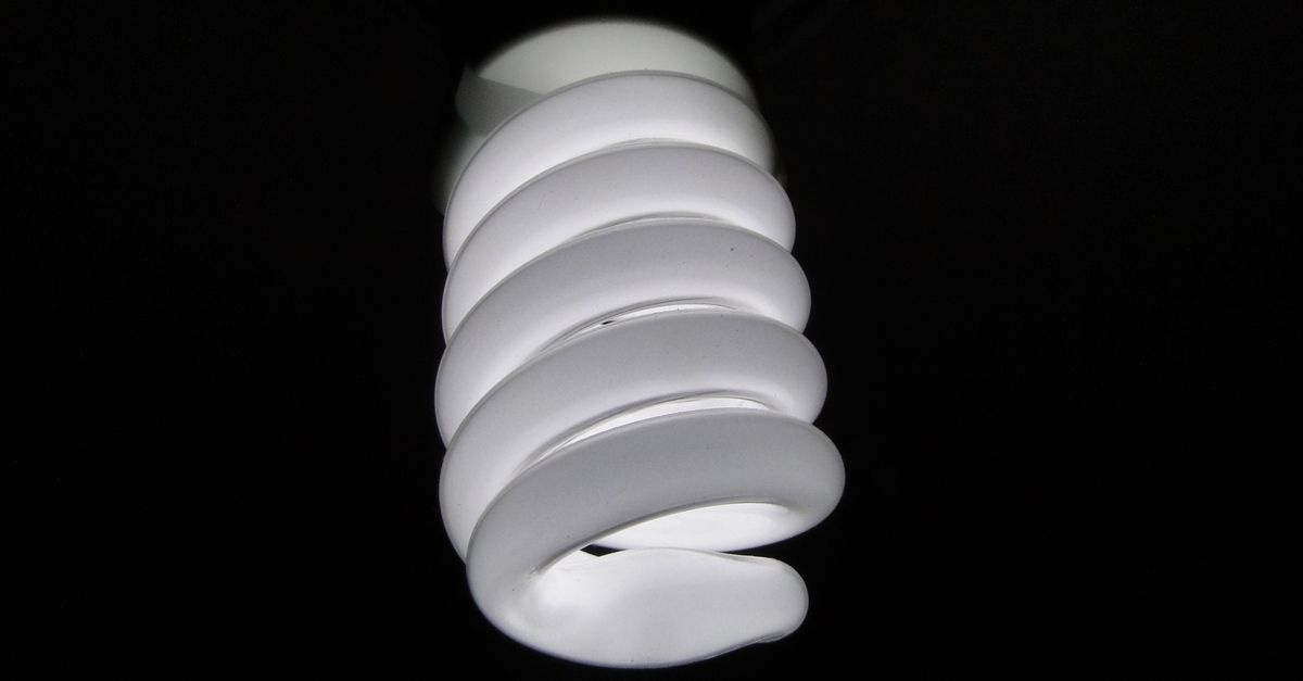 Beat the Surge: A Friendly Guide to Peak Energy Hours and Lower Bills