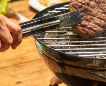 From Lawn to Legend: Design the Ultimate Backyard BBQ Oasis