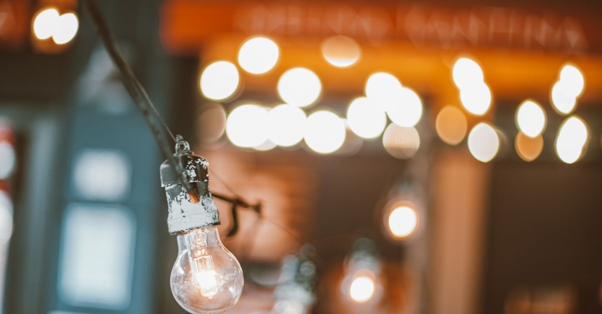 Glow Up Your Gazebo: 17 Charming Edison Bulb Ideas for Magical Evenings
