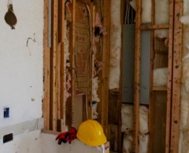 Steam-Safe Comfort: Smart Wall Insulation Choices for Warm, Dry Bathrooms