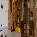 Steam-Safe Comfort: Smart Wall Insulation Choices for Warm, Dry Bathrooms