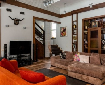 From Chaos to Calm: 9 Design Tweaks for a Serene, Balanced Living Space